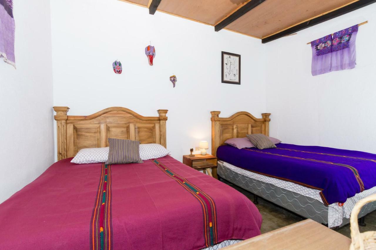 Tamarindo Guest House, Near Arco Santa Catarina アンティグア・グアテマラ エクステリア 写真