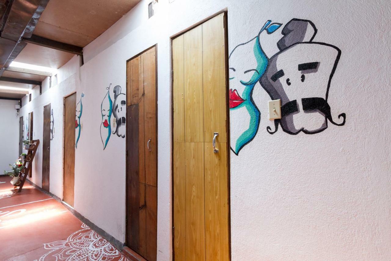 Tamarindo Guest House, Near Arco Santa Catarina アンティグア・グアテマラ エクステリア 写真